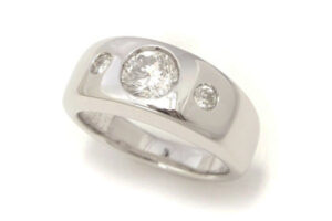 婚約指輪のダイヤモンドをリフォーム