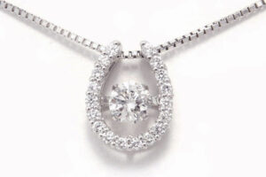 ダイヤモンドをネックレスにリフォーム