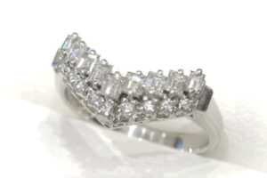 ダイヤモンドリングをネックレスにリフォーム