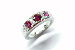 婚約リングを年代に合わせてリフォーム