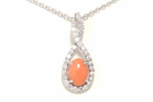 母の形見の色石のネックレスをリフォーム