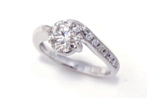 祖母からもらったダイヤモンドリングをリフォーム