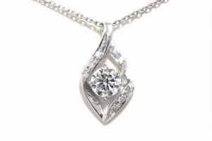 若い頃買ったダイヤモンドネックレスをリフォーム