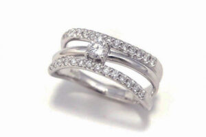 サイズの合わないダイヤモンドリングをリフォーム